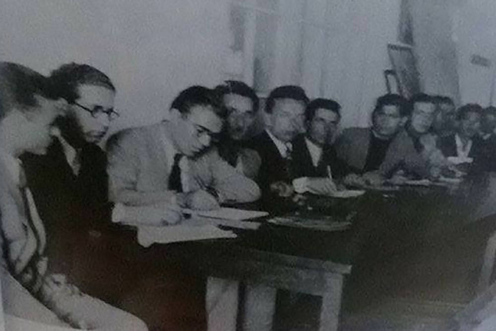 Photograph of the executive committee of the Second Pancyprian Trade Union Conference.