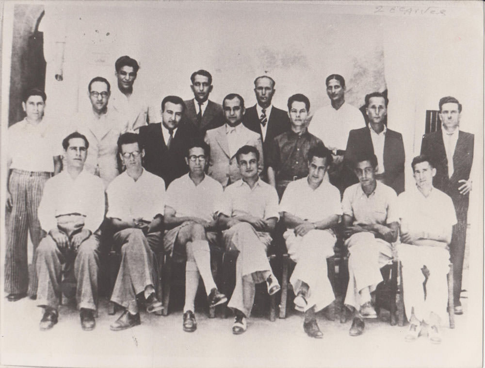 Photograph of the 18 accused ΠΣΕ leaders.